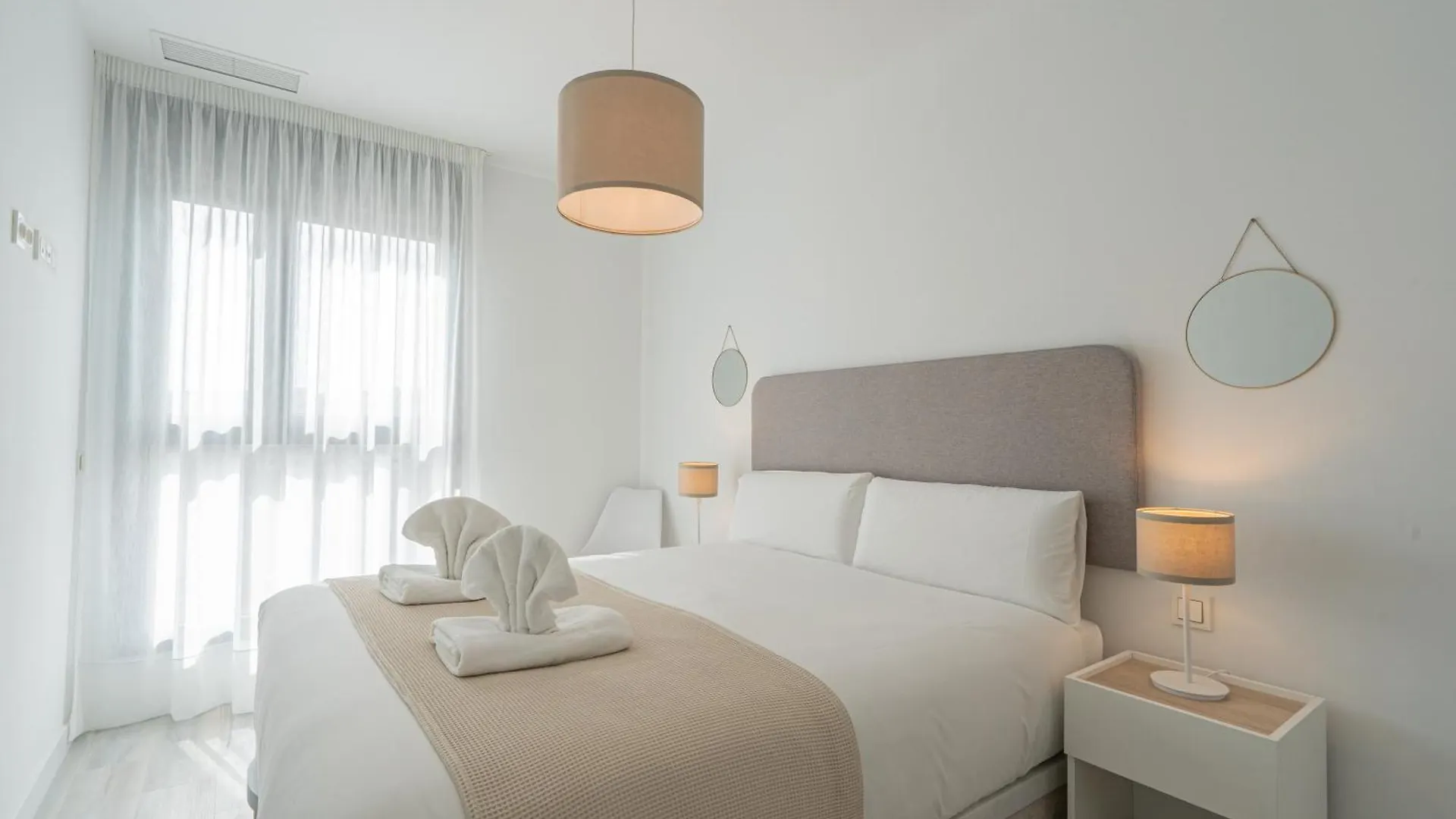Stay U-Nique Apartments Martiricos Малага